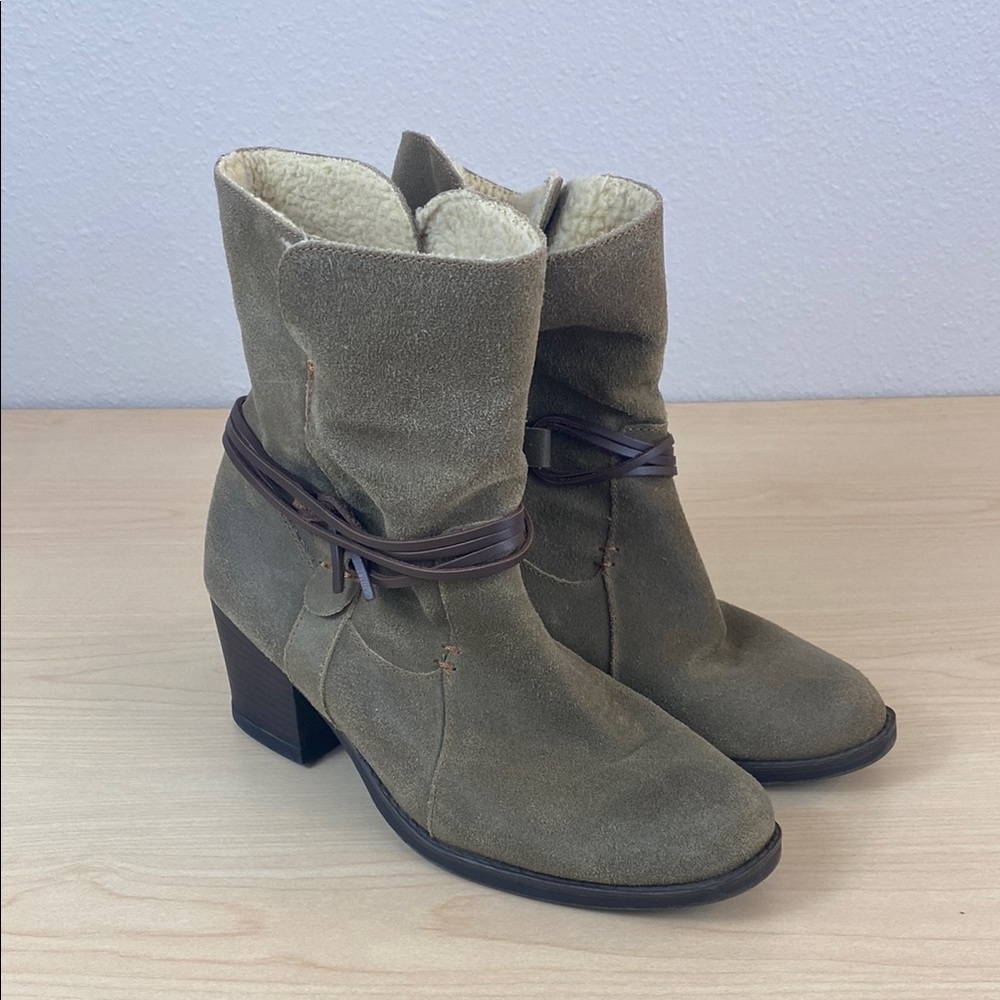Sporto Lori Tan Suede with Faux Fur Lining Heeled Boot Size 8